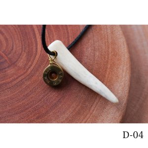 画像1: 鹿角尖端銃弾　ネックレス　手作り1点もの　【ネコポス送料無料】[D-04]