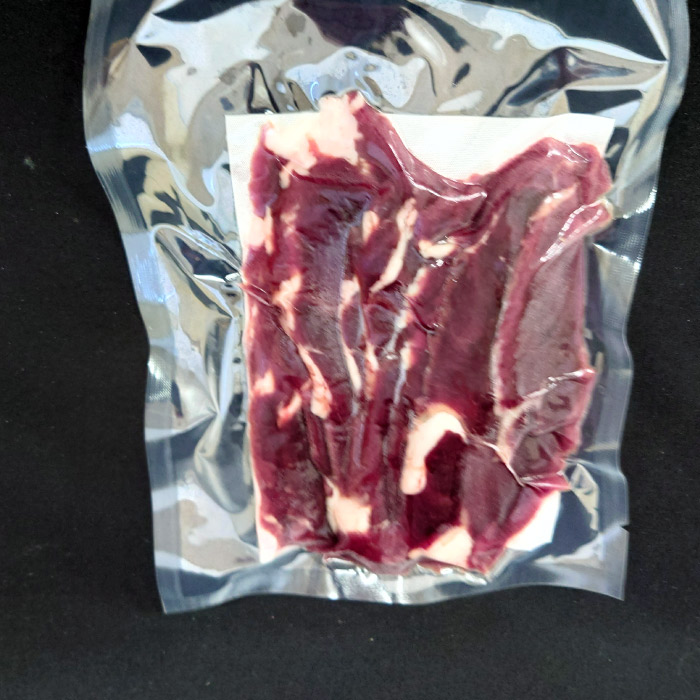 こっそり販売　ヒグマ　カタ肉2mmスライス　300g