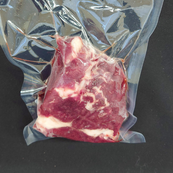 こっそり販売　ヒグマ　モモ肉　300g